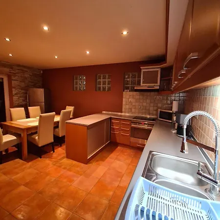 Family&friends House